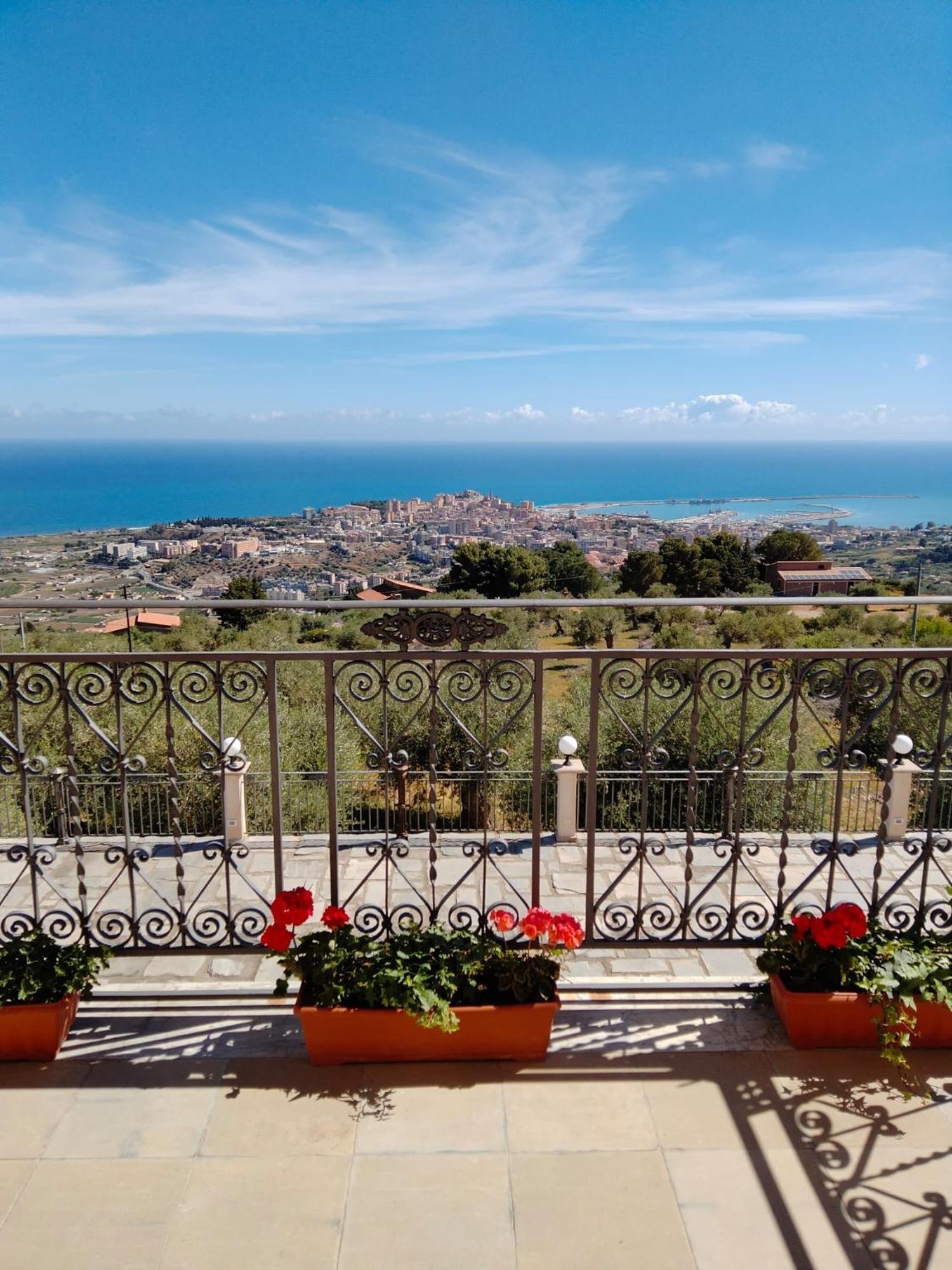 Villa Bona Termini Imerese Bagian luar foto
